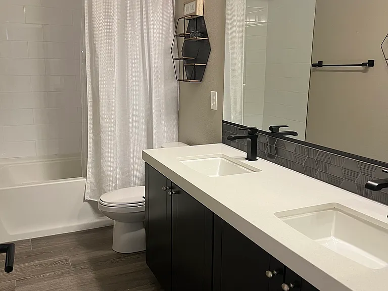 8853 Highland Skye Dr — Photo 11