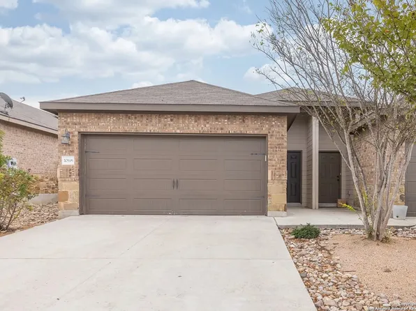 1042 Carolyn, New Braunfels, TX 78130