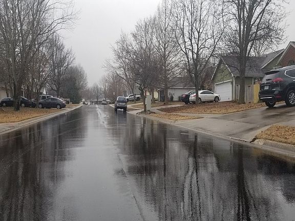 5th image of 1759 S Tallgrass Dr