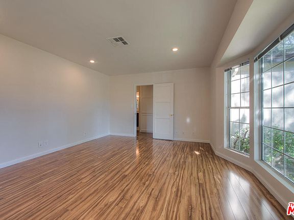 4th image of 6525 Rubio Ave