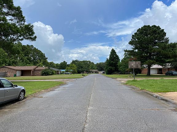 5th image of 4904 Huntington Dr
