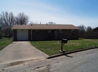 122 Henry Little Cir, Pea Ridge, AR 72751