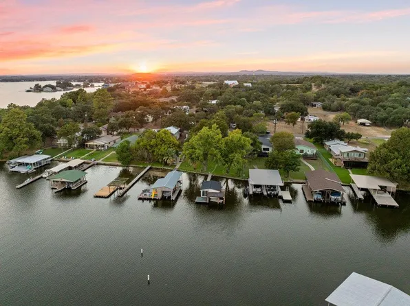 912 Hill Circle West Dr, Marble Falls, TX 78654