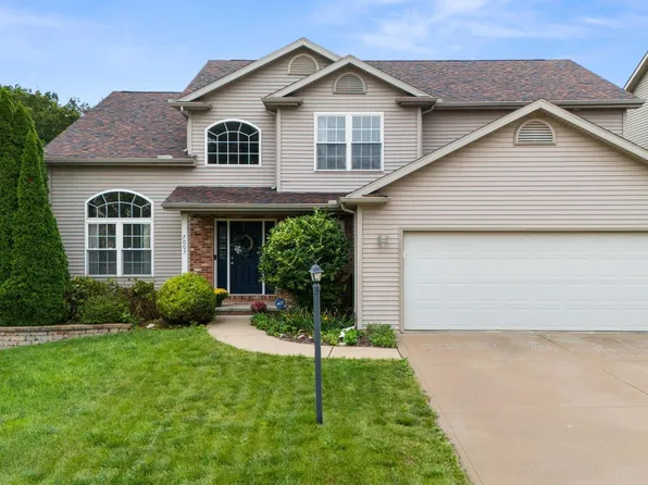7003 N Ironwood Dr, Edwards, IL 61528