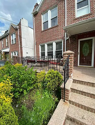 Rented by Hudson Exclusive Inc | media 22