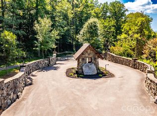 19 Estate Dr #39, Waynesville, NC 28786