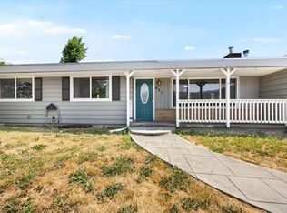 631 E 4th Ave, Riddle, OR 97469