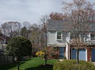 14 Portsmouth Dr, Old Bridge, NJ 08857