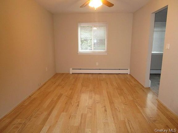 5th image of 3 Marion Ct
