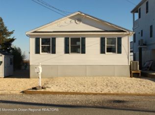 7 S Burgee Dr, Little Egg Harbor, NJ 08087