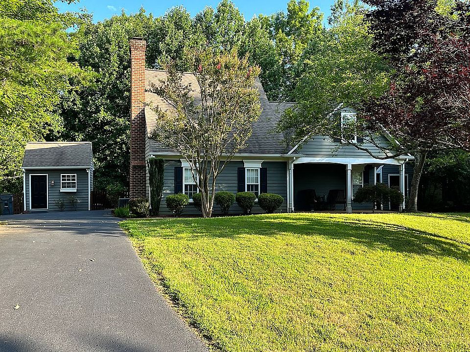 2nd image of 308 Starcrest Rd