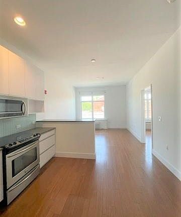 2nd image of 217 Newark Ave APT 303