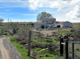 161 Galilee Ln, Granger, WA 98932