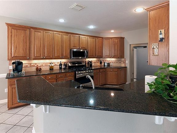 5th image of 11219 Cedarcliffe Dr