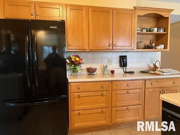 5th image of 2315 Windsor Ct