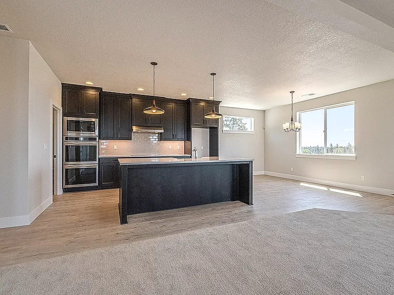 12455 SW Trask St — Photo 8