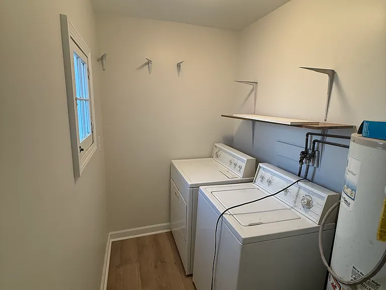 418 Park Ave #2 — Photo 11
