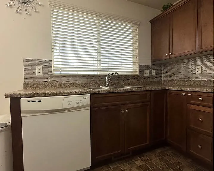 6146 W Stillridge Dr — Photo 7