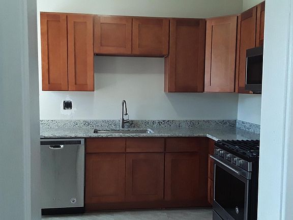 2nd image of 4329 W Shakespeare Ave