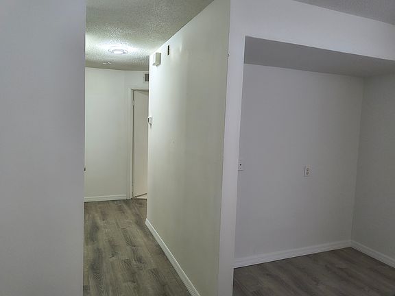 5th image of 412 Via Salerno Ct