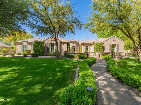 2890 E Page Court, Gilbert, AZ 85234