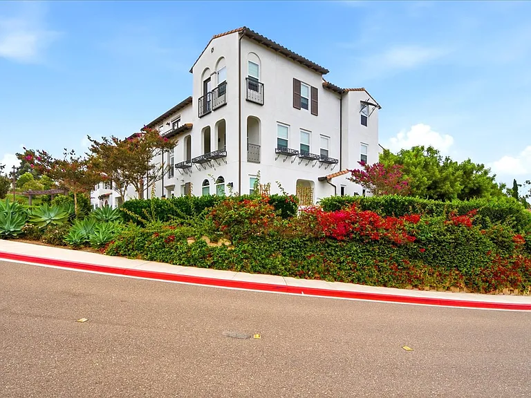 1838 Arroyo Willow Ln — Photo 30