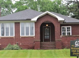 7042 Arlington St, Brecksville, OH 44141