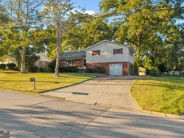 840 Sherwood Dr, Jonesboro, GA 30236