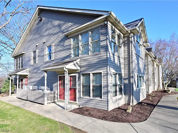 4050 Woodland Dr #2, Vermilion, OH 44089