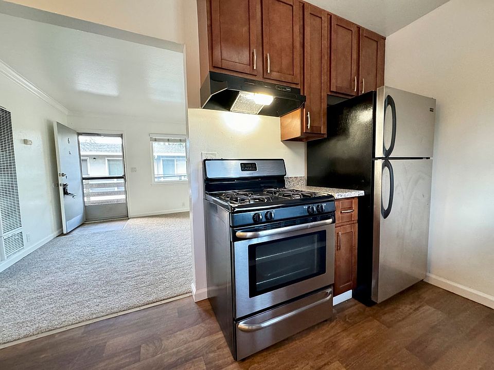 1st image of 330 Ventura Ave APT 6