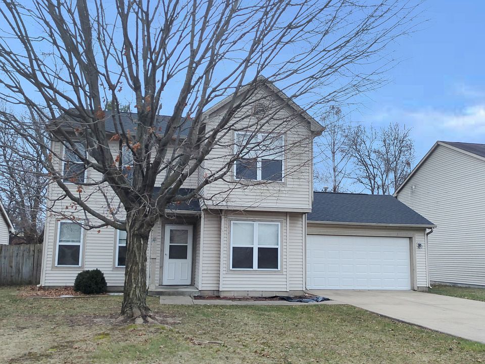 1st image of 5709 Woodland Way