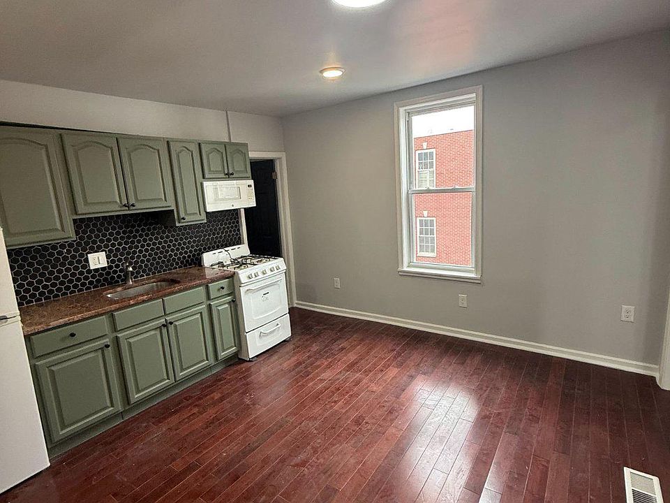 1st image of 727 N 17th St #5