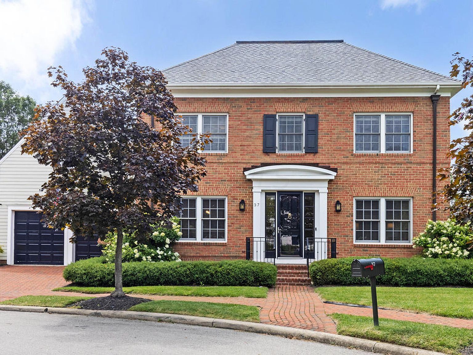 37 Pickett Pl, New Albany, OH 43054 Zillow