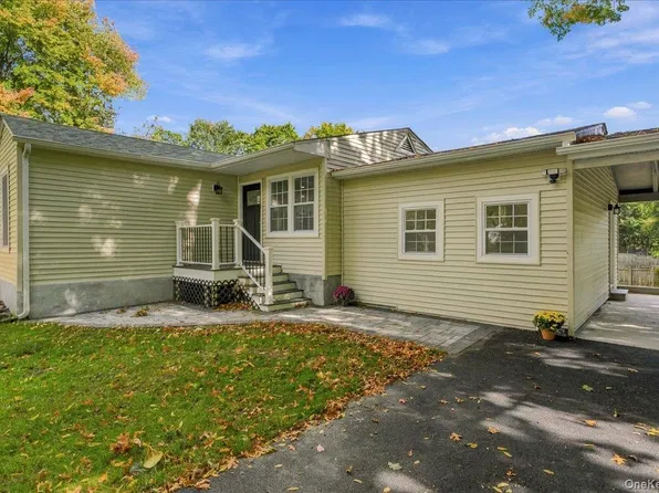 669 Vassar Road, Poughkeepsie, NY 12603