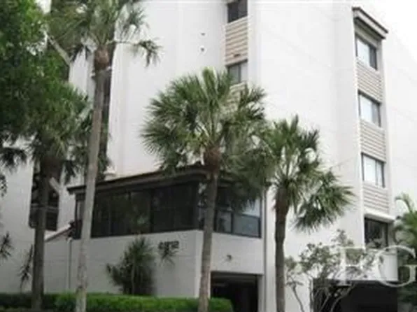 4616 Flagship Dr APT 102, Fort Myers, FL 33919