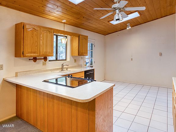 5th image of 2269 Lockwood Dr