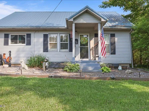319 Old Stage Rd, Surgoinsville, TN 37873