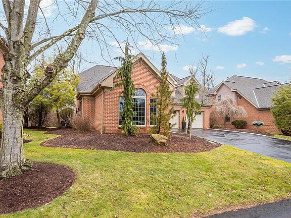 2nd image of 3060 Annandale Dr
