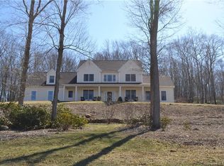 17 Upper Kensington Dr, East Lyme, CT 06333