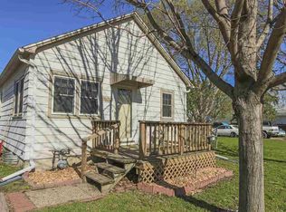 1032 Chalmers Ave, Waterloo, IA 50701