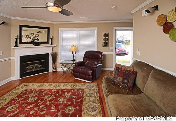 3rd image of 4222 E Dudleys Grant Dr