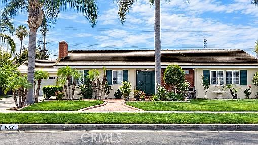 1st image of 1622 W Cris Ave