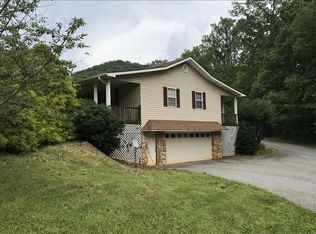 10 Tinas Ct, Blairsville, GA 30512