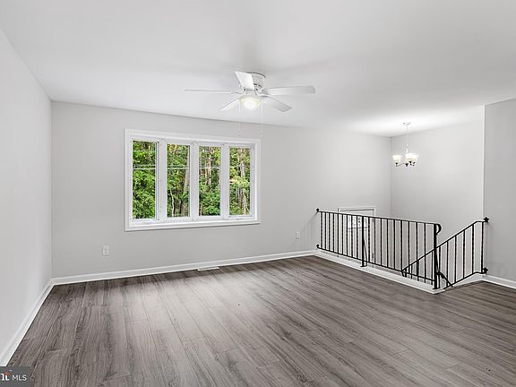 3rd image of 49 Radcliff Ave