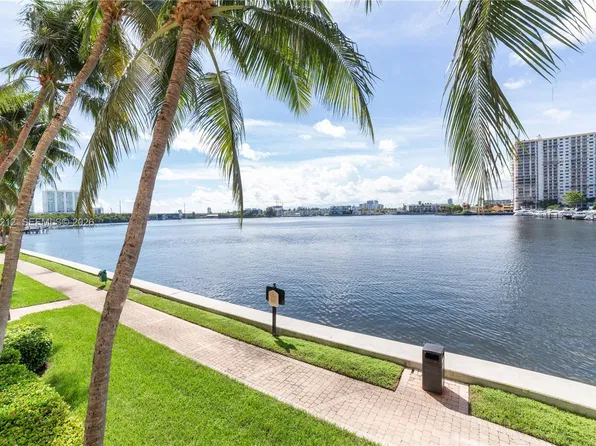 17150 N Bay Rd APT 2207, Sunny Isles Beach, FL 33160