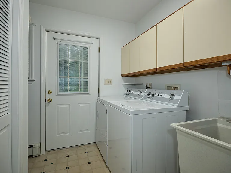 34 Maple Brook Rd — Photo 19