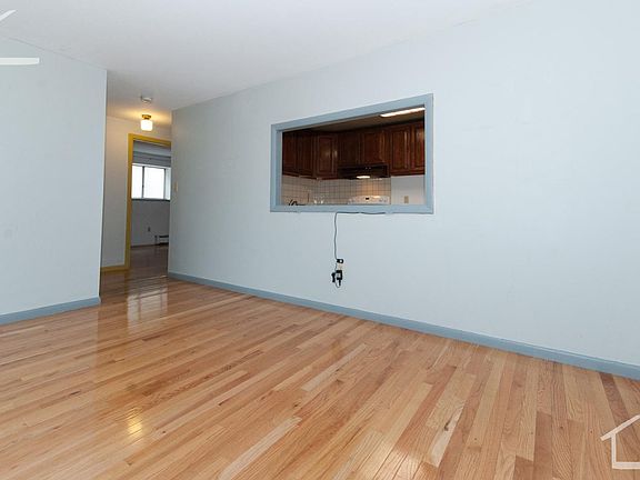 4th image of 121 Tremont St #110