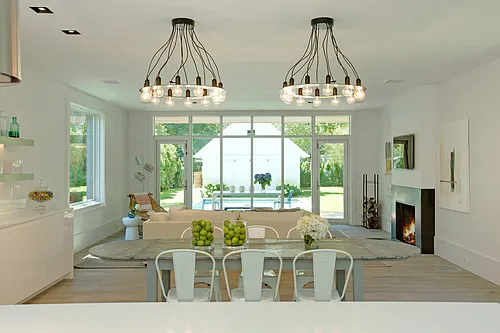12 W Henry St Photo 1