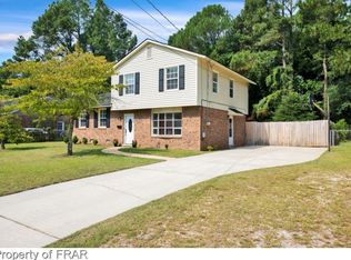 5047 Hampshire Dr, Fayetteville, NC 28311