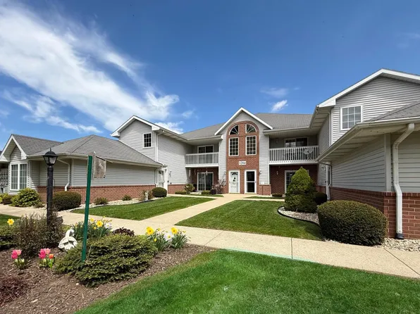 1284 Village Centre DRIVE #5, Kenosha, WI 53144